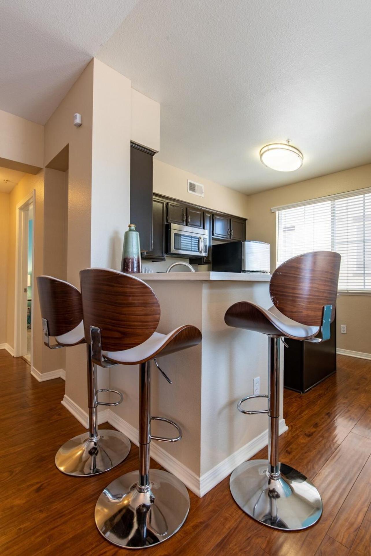Luxury Suite, Fast Wifi, King Bed, Pool And Spa Santa Clarita Exterior photo